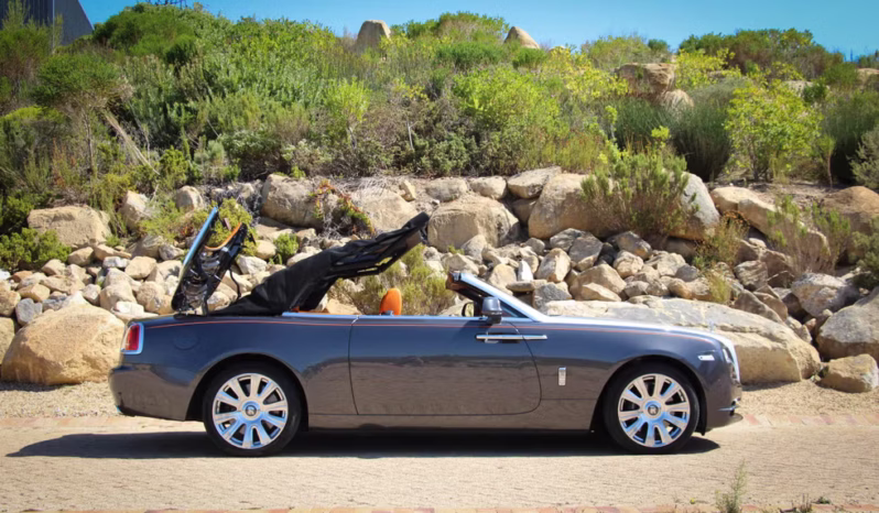 
								Rolls Royce Dawn full									