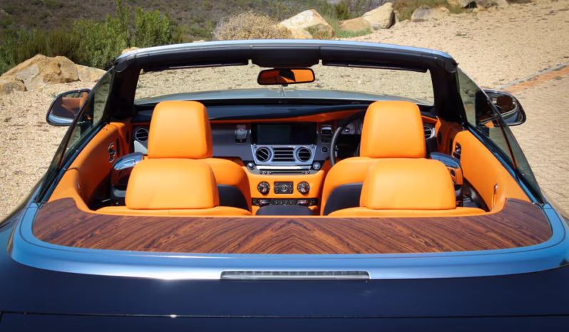 
								Rolls Royce Dawn full									