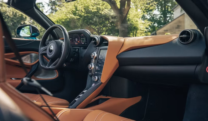 
								Mclaren 720S full									