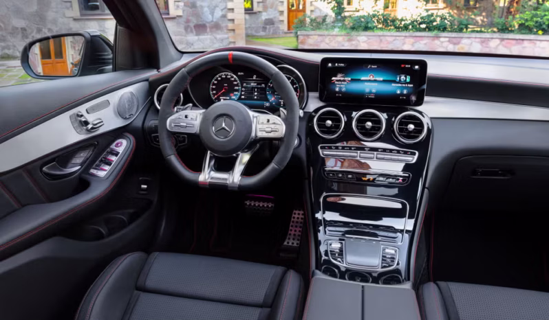
								Mercedes Benz GLC43 AMG full									