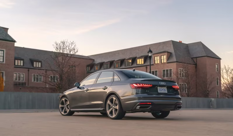 
								Audi A4 full									
