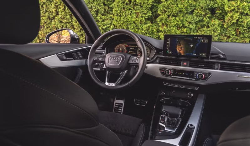 
								Audi A4 full									