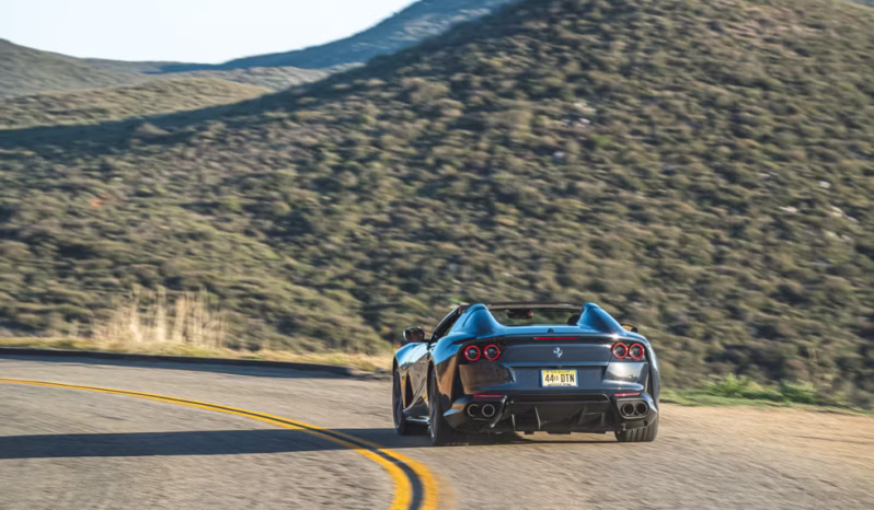 
								Ferrari 812 GTS full									