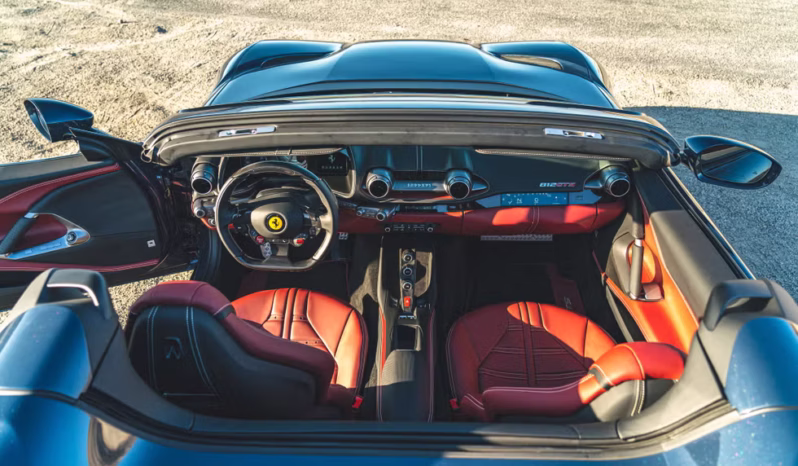 
								Ferrari 812 GTS full									