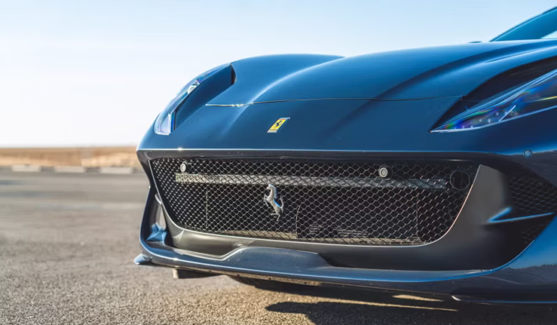 
								Ferrari 812 GTS full									