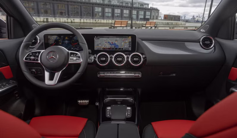 
								Mercedes Benz GLA250 full									