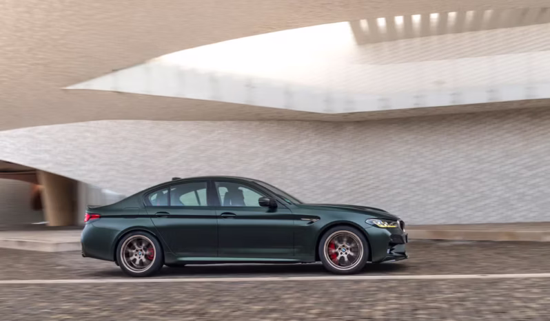 
								BMW M5 Competition full									