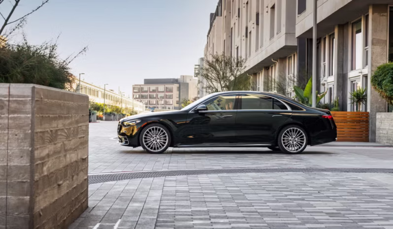
								Mercedes Benz S500 full									