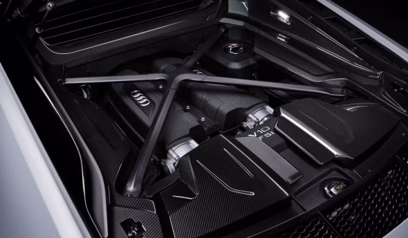 
								Audi R8 V10 full									