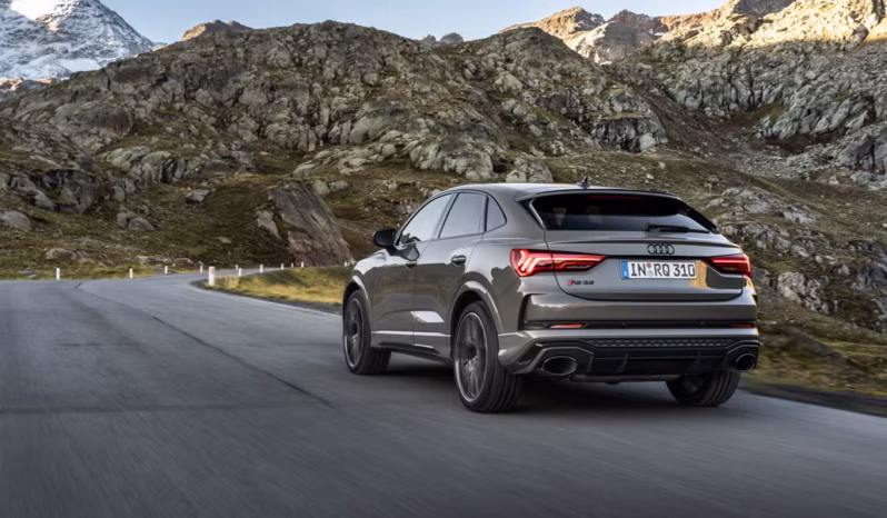 
								Audi RS Q3 full									