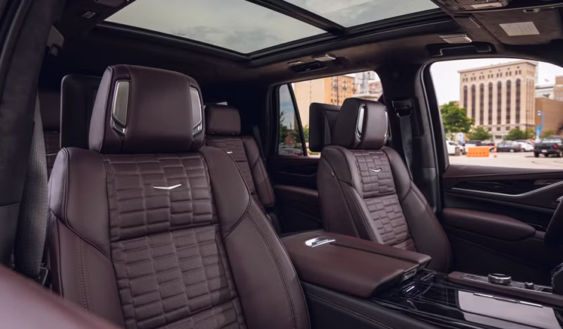 
								Cadillac Escalade V full									
