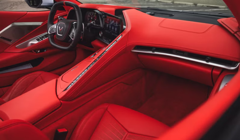 
								Chevrolet Corvette C8 Stingray full									