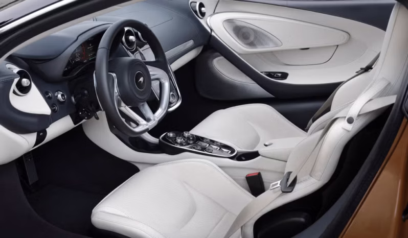 
								Mclaren GT full									