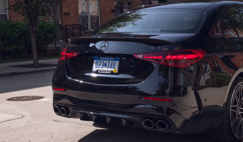 
								Mercedes Benz C43 AMG full									