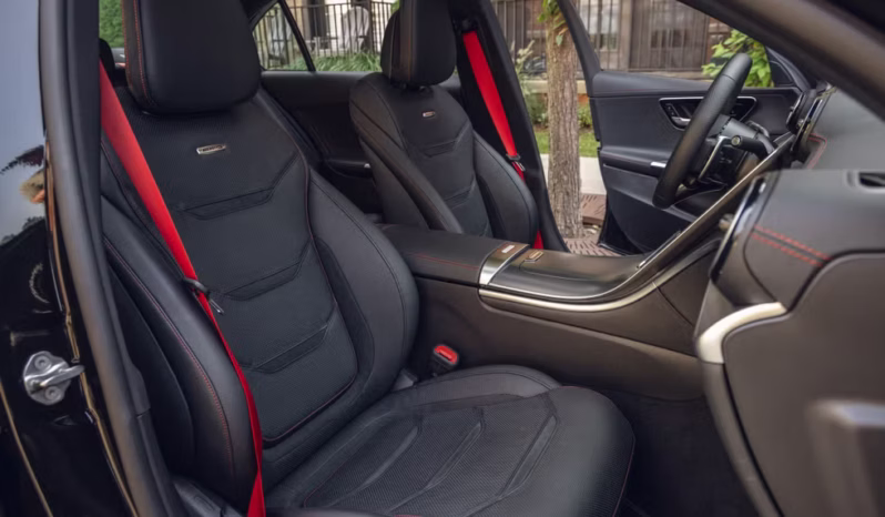 
								Mercedes Benz CLA35 AMG full									