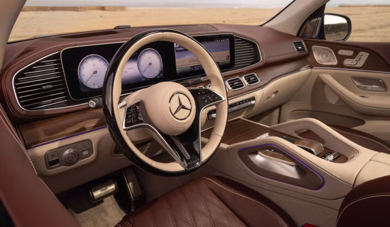 
								Mercedes Benz GLS600 Maybach full									
