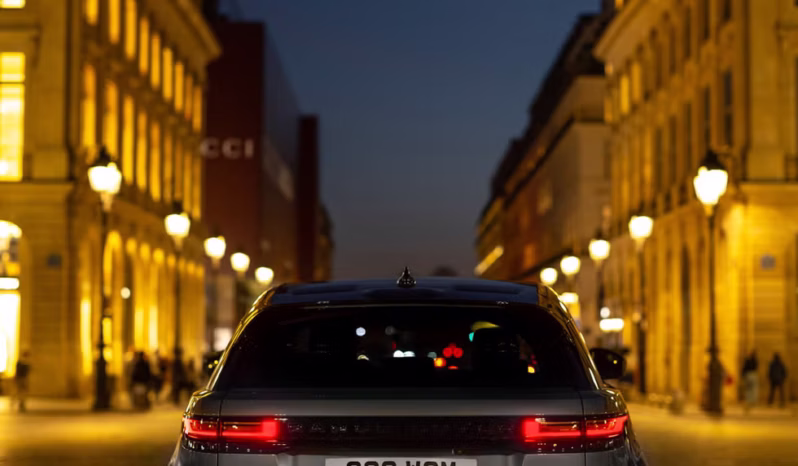 
								Land Rover Range Rover Velar full									