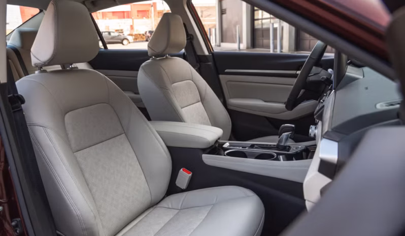 
								Nissan Altima full									