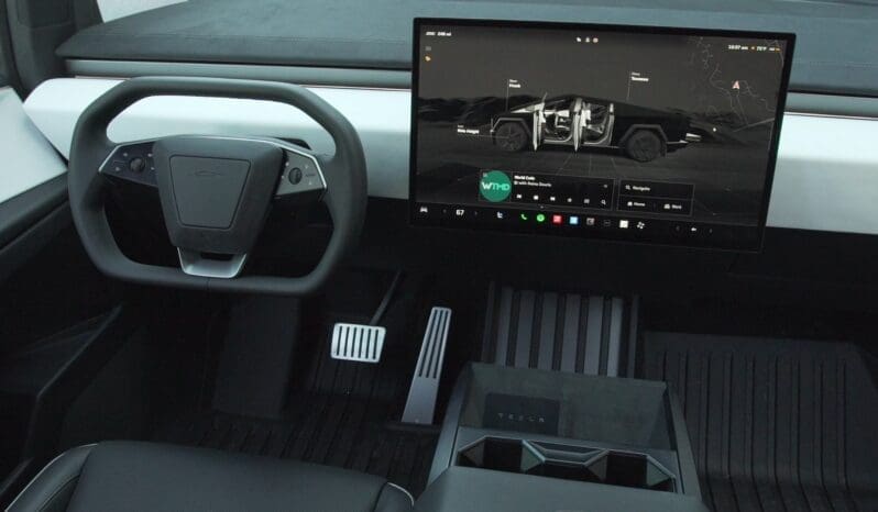 
								Tesla Cybertruck full									