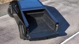 
										Tesla Cybertruck full									