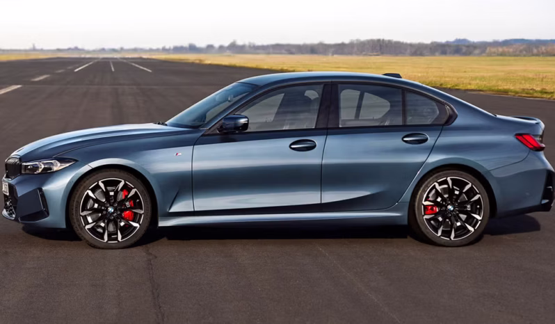 
								BMW 330i full									