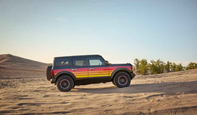 
								Ford Bronco full									