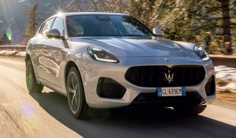 
								Maserati Grecale full									