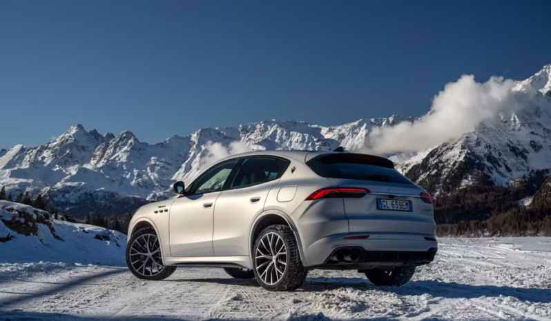 
								Maserati Grecale full									