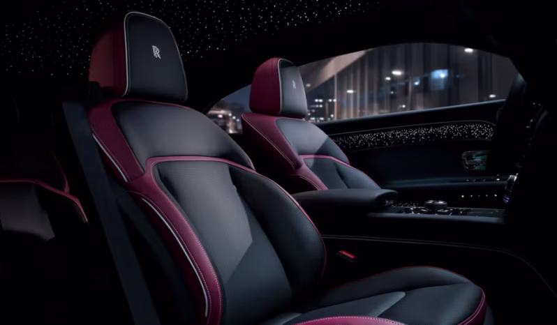 
								Rolls Royce Spectre full									