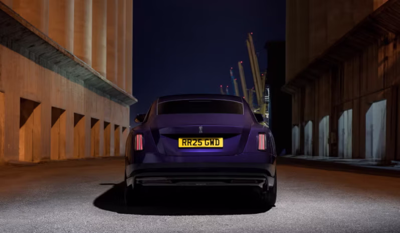 
								Rolls Royce Spectre full									