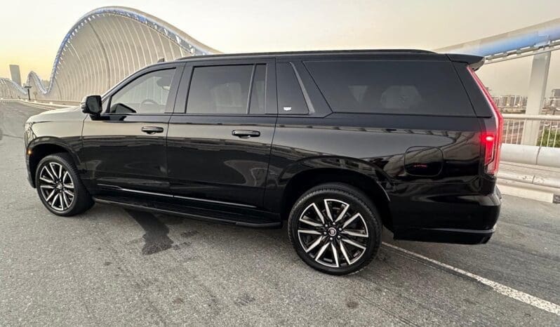 
								Cadillac Escalade ESV 2022 full									