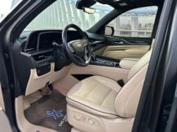 
										Cadillac Escalade ESV 2022 full									