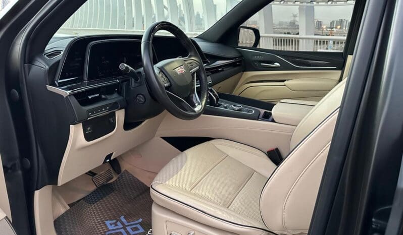 
								Cadillac Escalade ESV 2022 full									