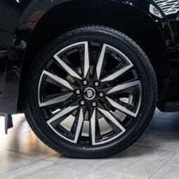 
										Cadillac Escalade ESV 2022 full									