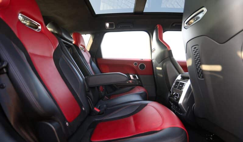 
								Land Rover Range Rover SVR 2022 full									