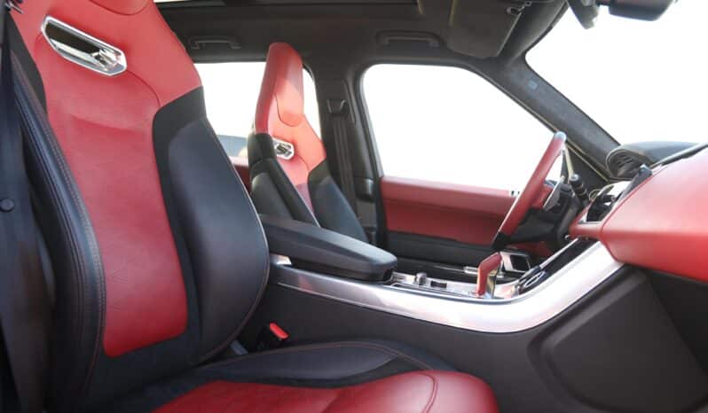 
								Land Rover Range Rover SVR 2022 full									