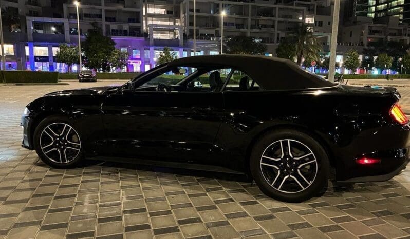 
								Ford Mustang EcoBoost Convertible 2021 full									