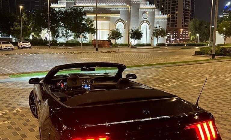 
								Ford Mustang EcoBoost Convertible 2021 full									