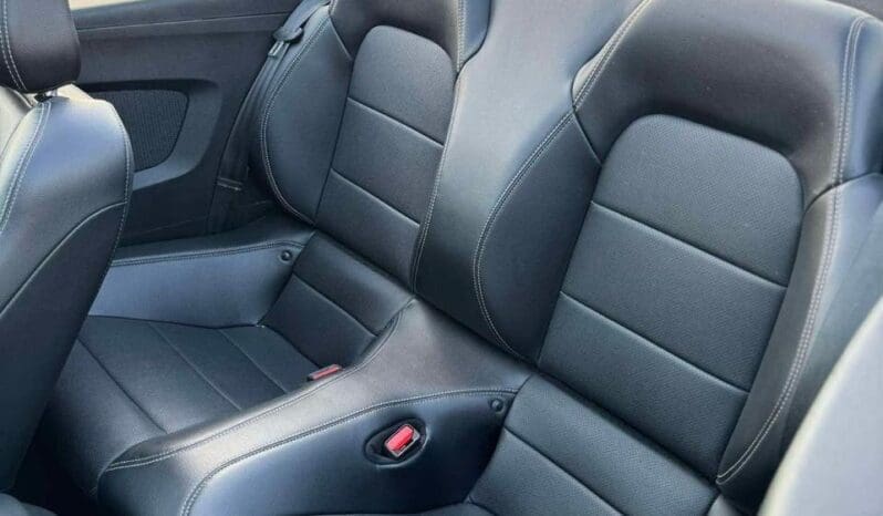 
								Ford Mustang Convertible GT 2023 full									