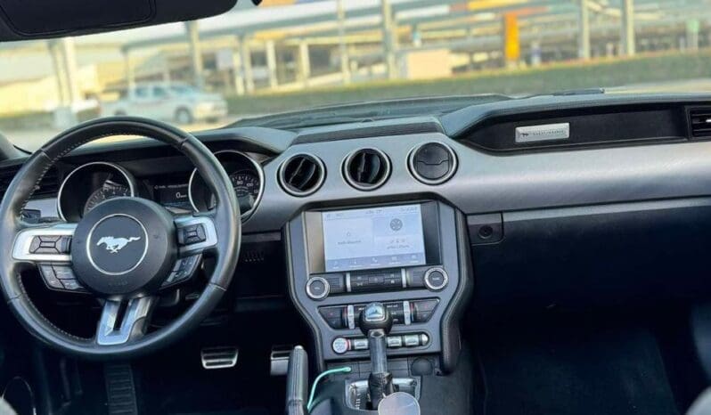 
								Ford Mustang Convertible GT 2023 full									