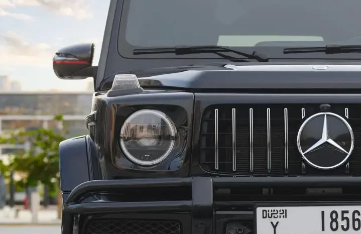 
								Mercedes Benz G63 AMG 2022 full									