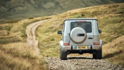 
										Mercedes Benz G63 AMG 4×4 full									
