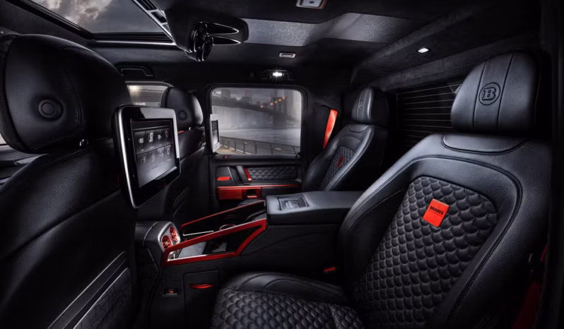 
								Mercedes Benz G63 AMG Brabus Rocket 900 full									