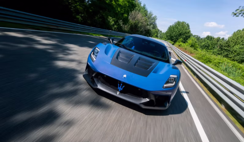 
								Maserati MC20 full									