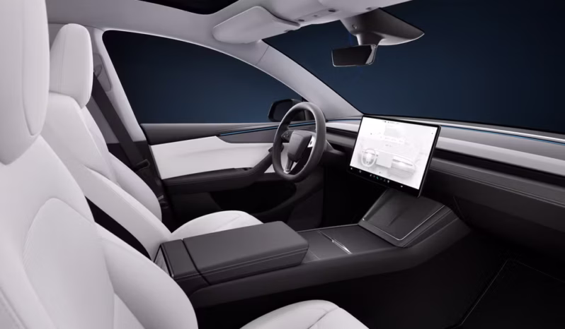 
								Tesla Model Y full									