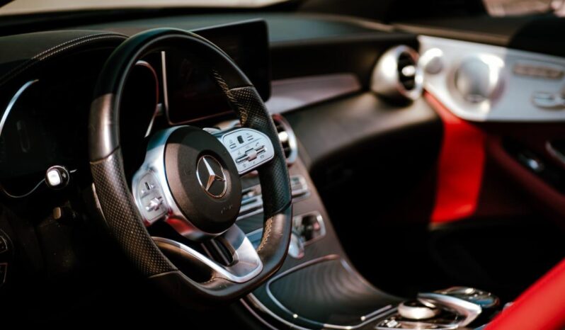 
								Mercedes C300 Convertible 2022 full									