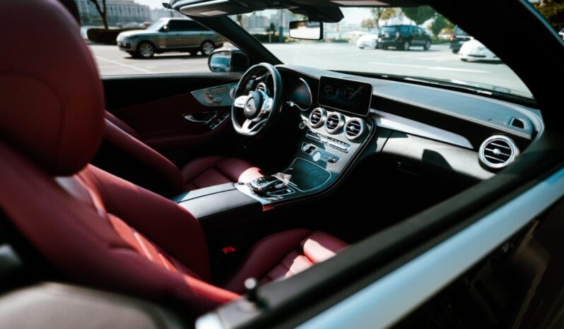 
								Mercedes C300 Convertible 2022 full									