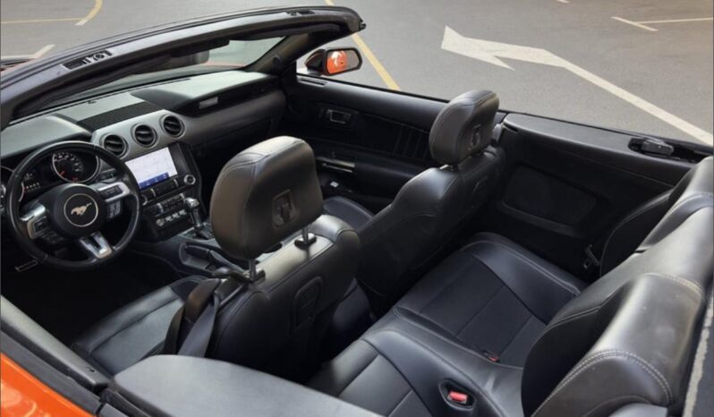 
								Ford Mustang Convertible 2021 full									