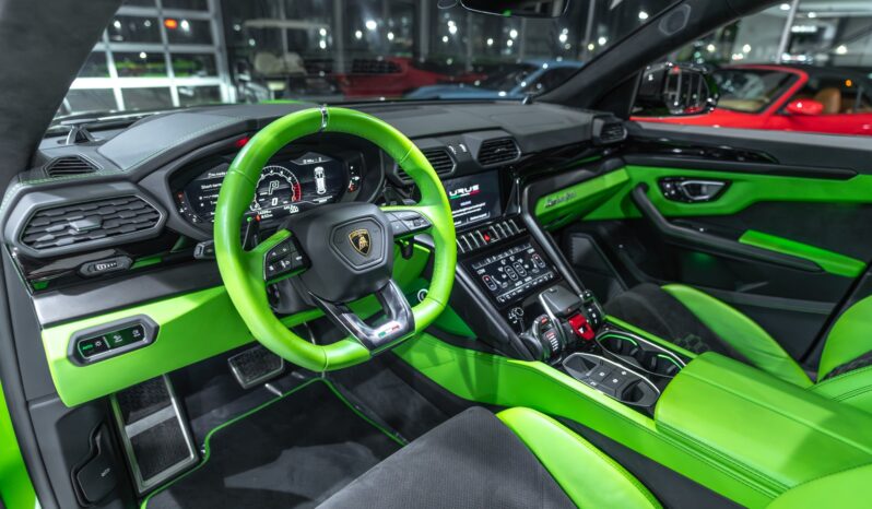 
								Lamborghini URUS 2022 full									